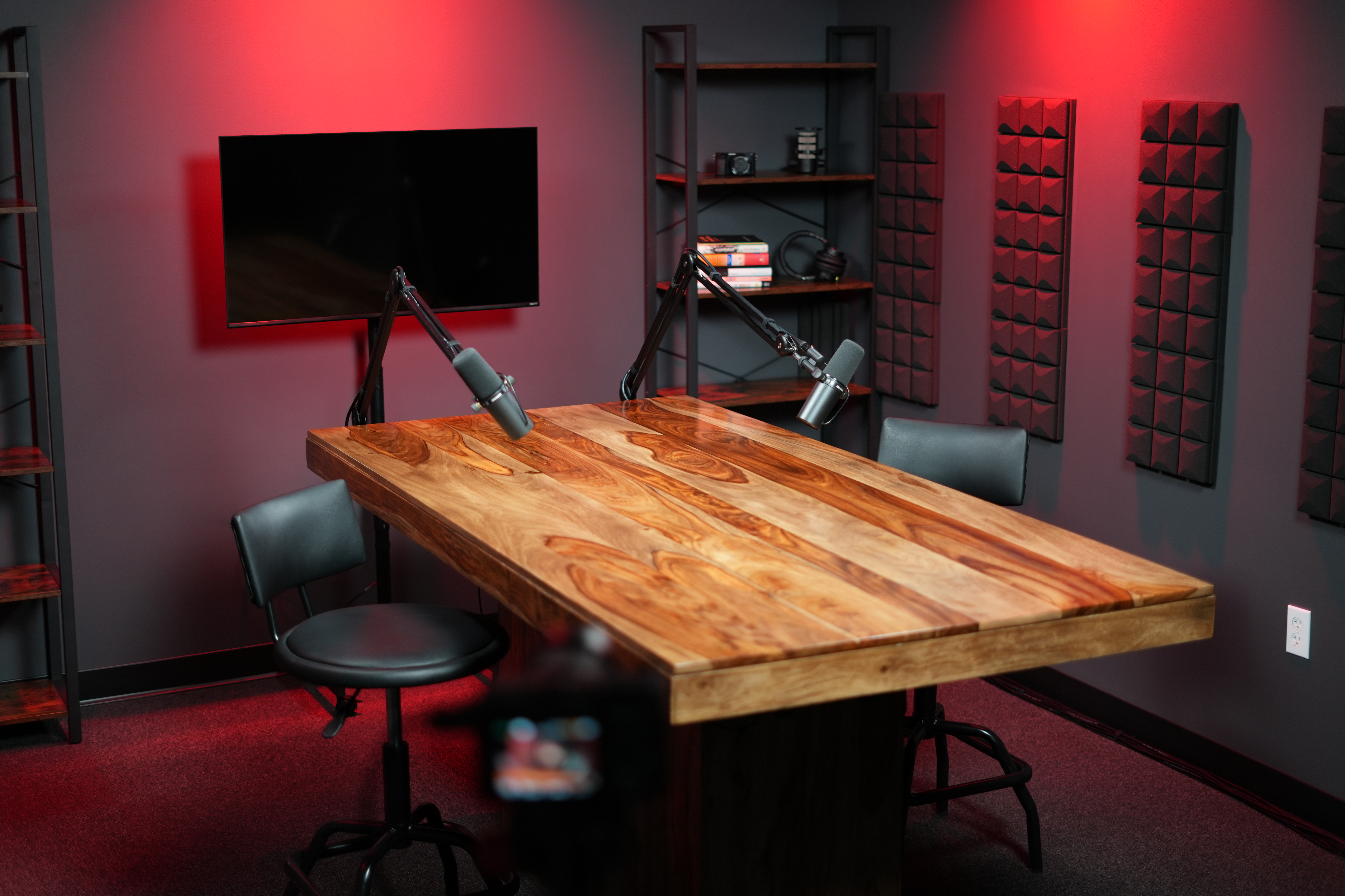 4K Premium Podcast Experience (By full time podcasters)