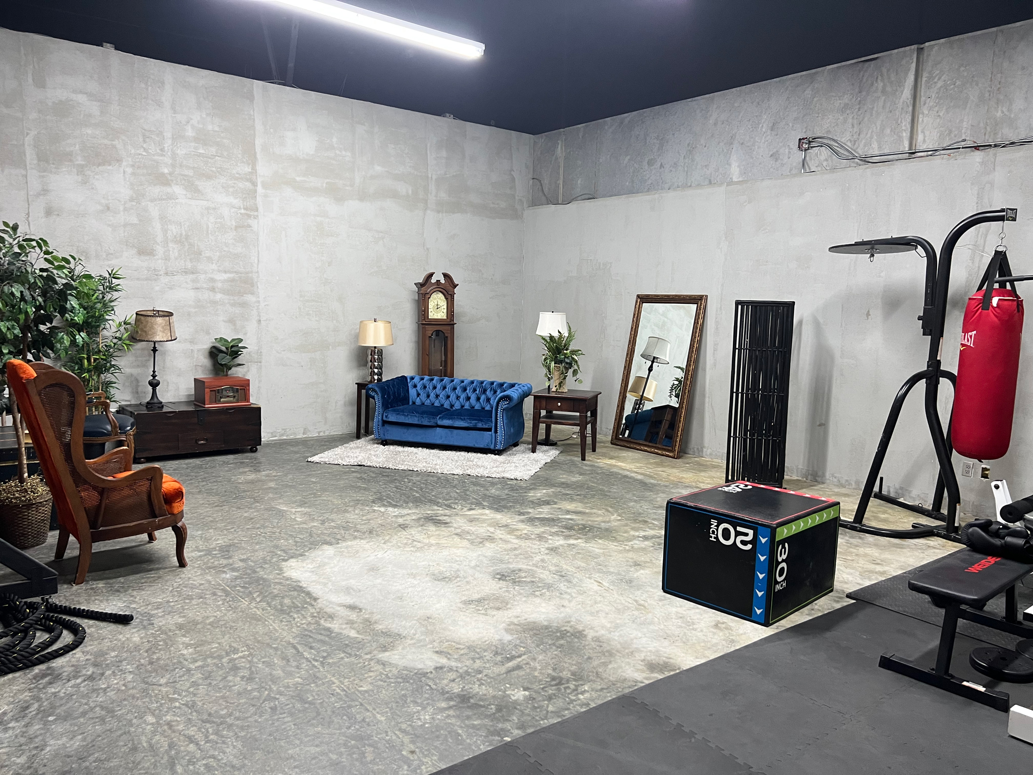 Concrete Gym/Loft Studio in North Houston