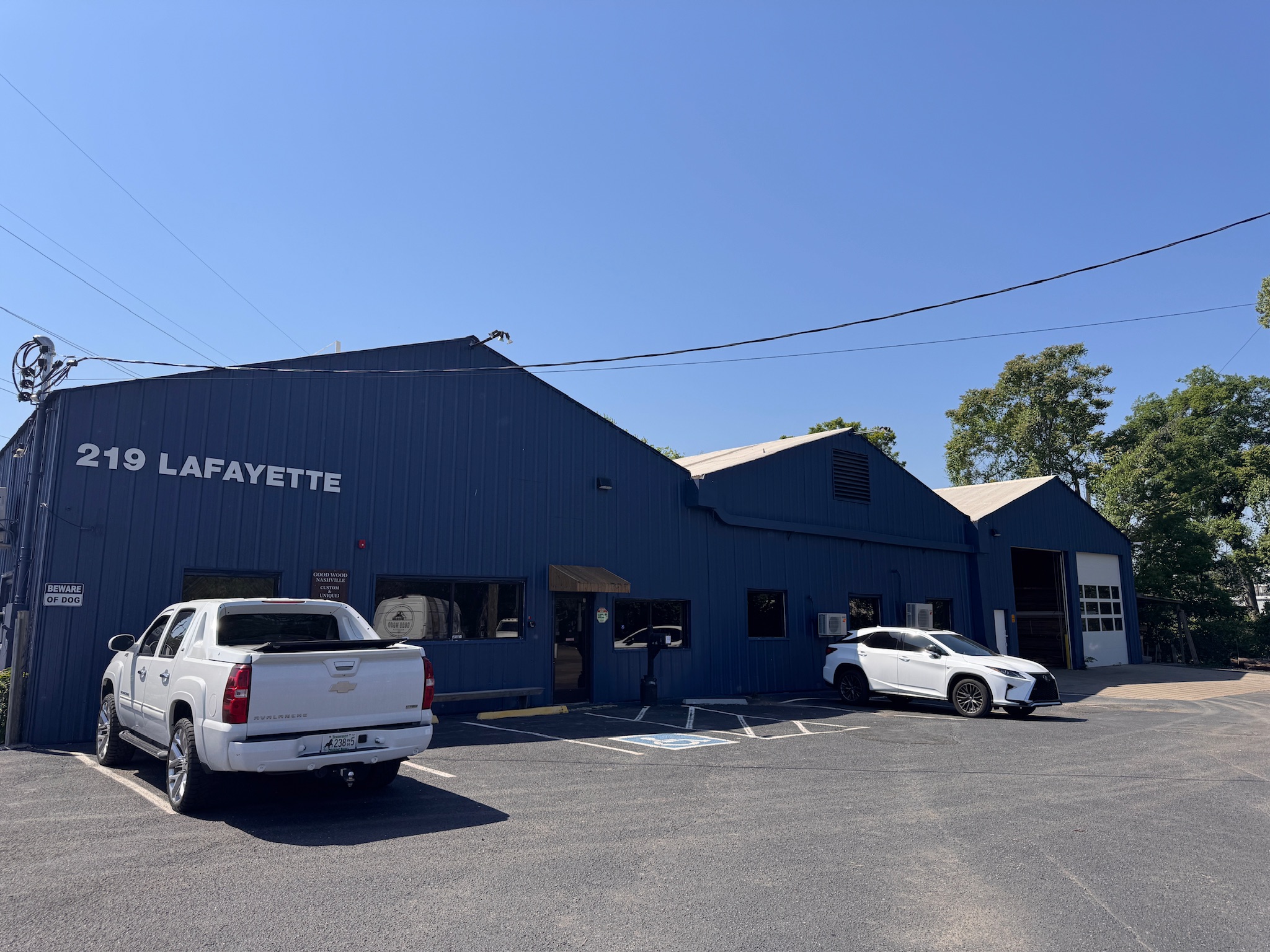 15000 SQ FT WAREHOUSE ONLY 1.5 MILES FROM DOWNTOWN NASHVILLE